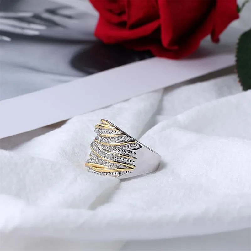 Anello alla moda da donna: perché è la dichiarazione di stile definitiva?